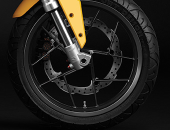 Roues et pneus de la moto électrique Zero S